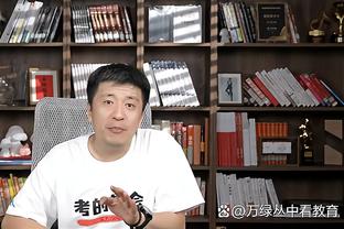 先后怼梅西、C罗！沙特后卫布莱希晒照：我是为这些挑战而生的